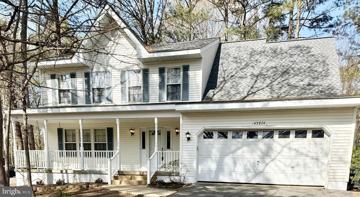 featured image of 43974 White Cedar Ln