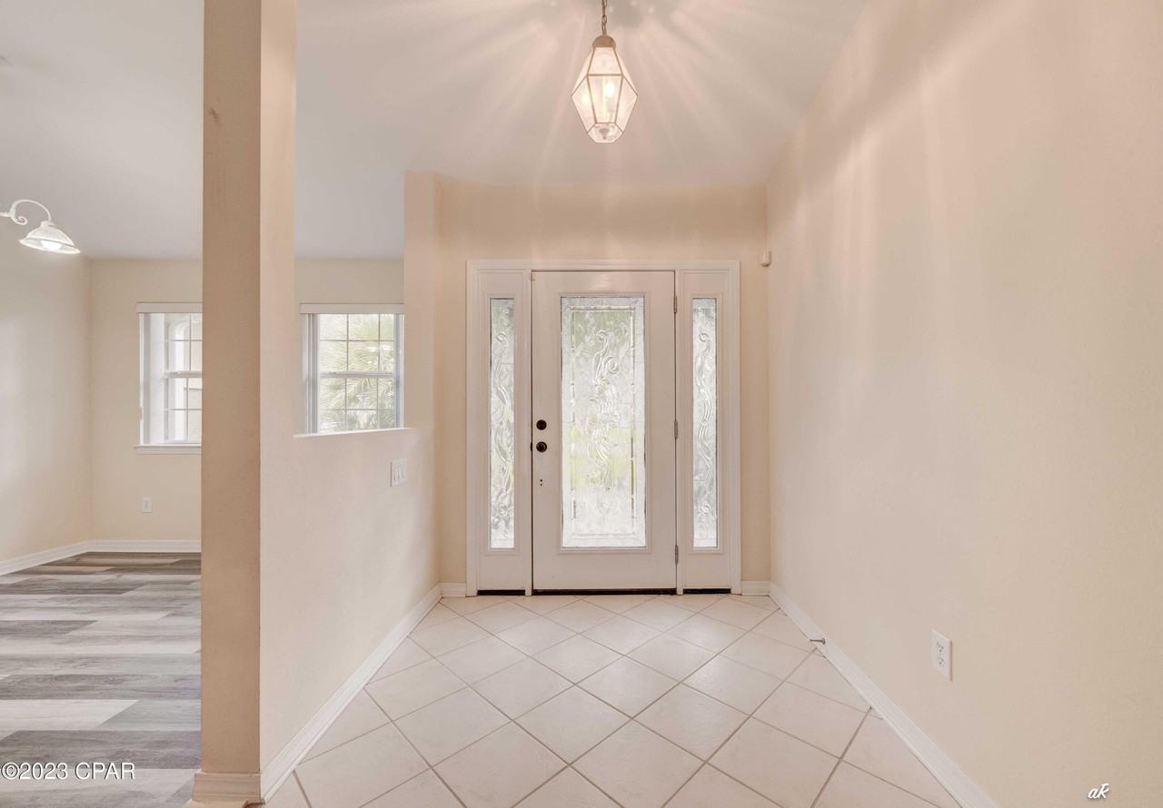 106 Middleburg Dr - Photo 4 of 28