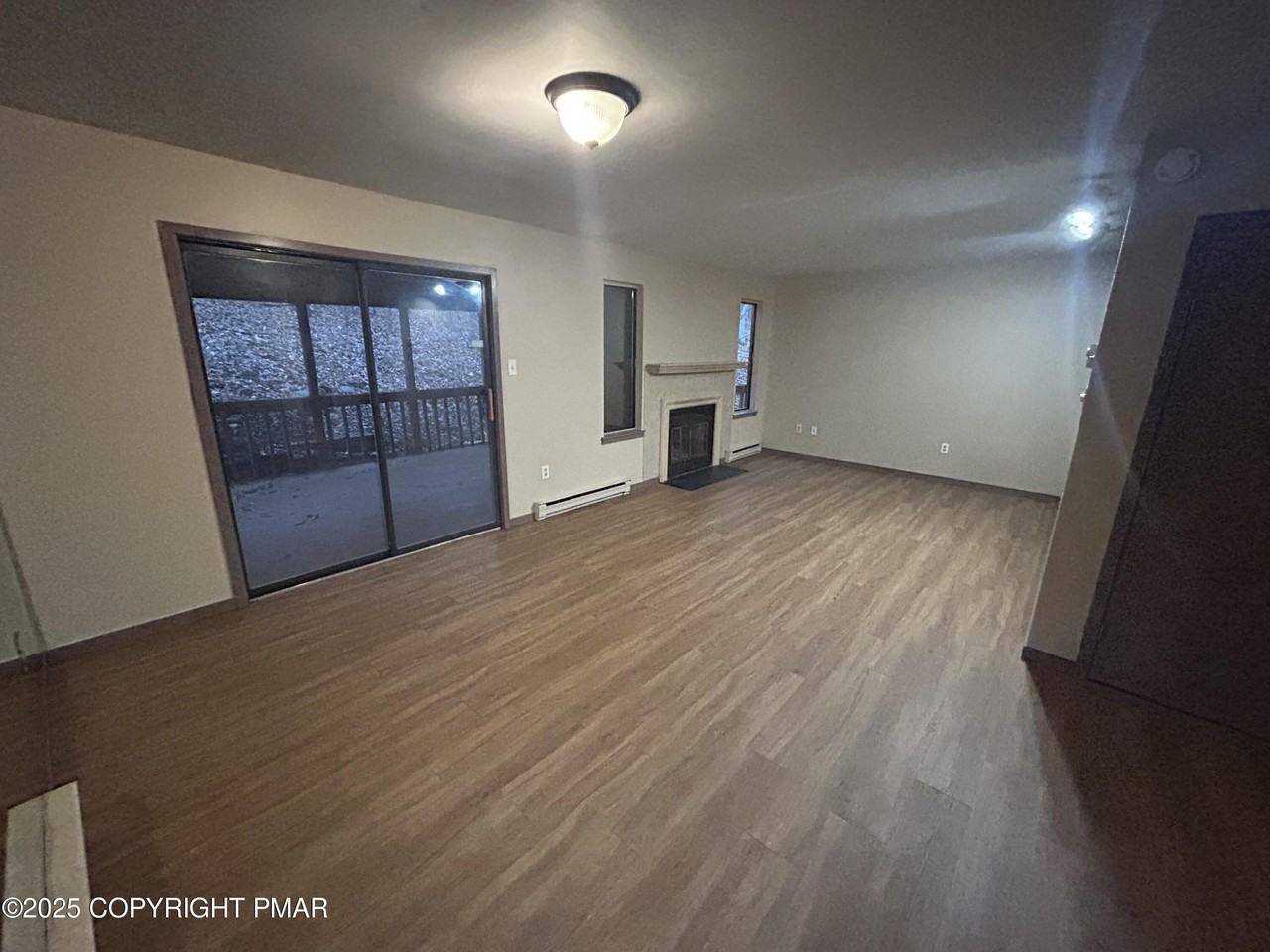 233 Sedburgh Ct - Photo 2 of 14