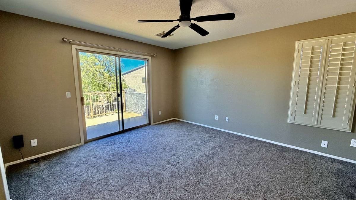 21054 N Sansom Dr - Photo 3 of 27