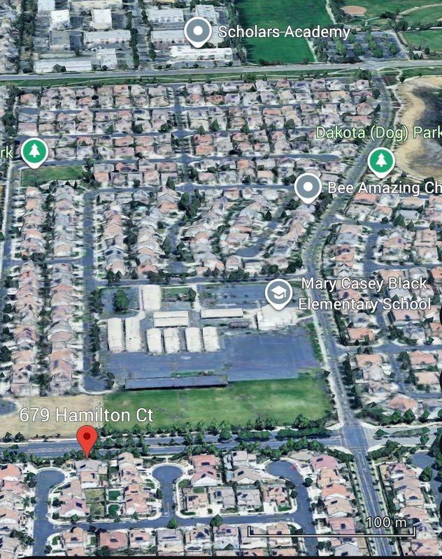 679 Hamilton Ct - Photo 2 of 3