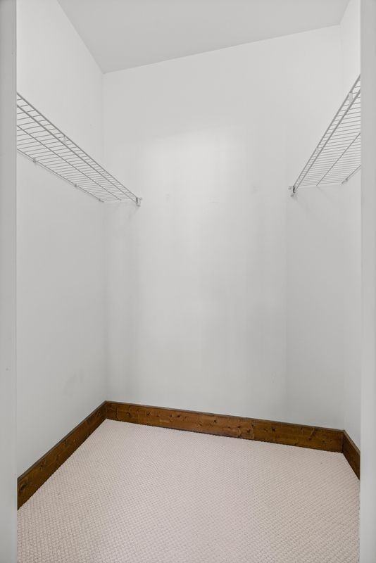 1733 Matheson Ave - Photo 3 of 33