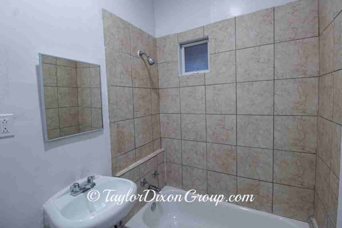 4249 W Maypole Ave ##1 - Photo 4 of 21