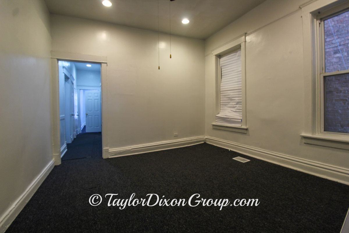 4249 W Maypole Ave ##1 - Photo 4 of 19
