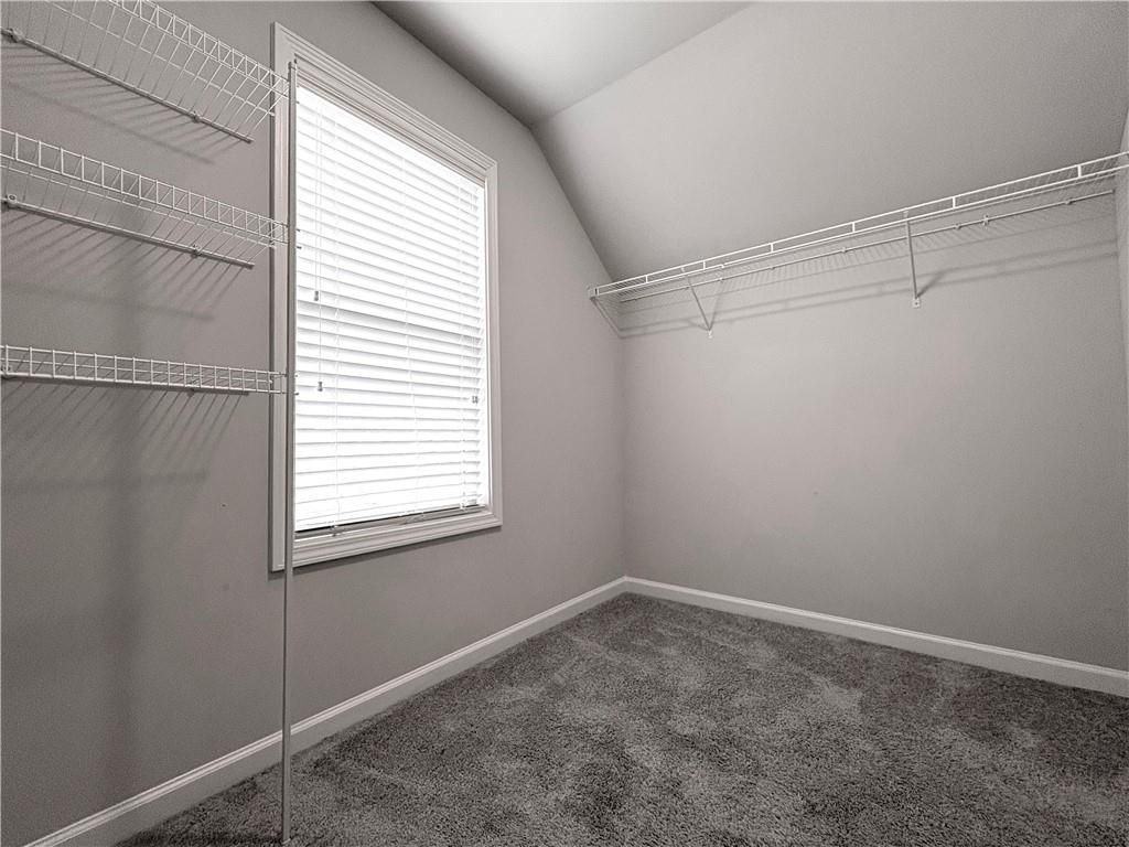 6085 Bay Point Cv - Photo 5 of 31