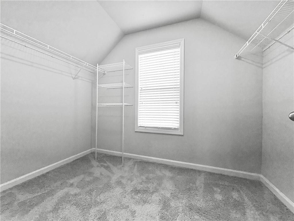 6085 Bay Point Cv - Photo 6 of 31