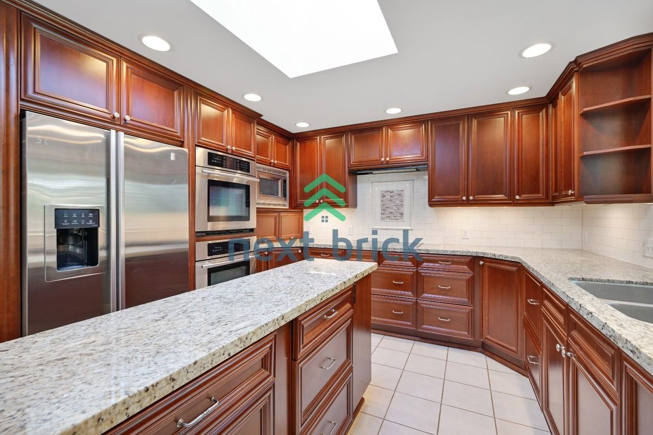 1830 138th Pl Se - Photo 7 of 28