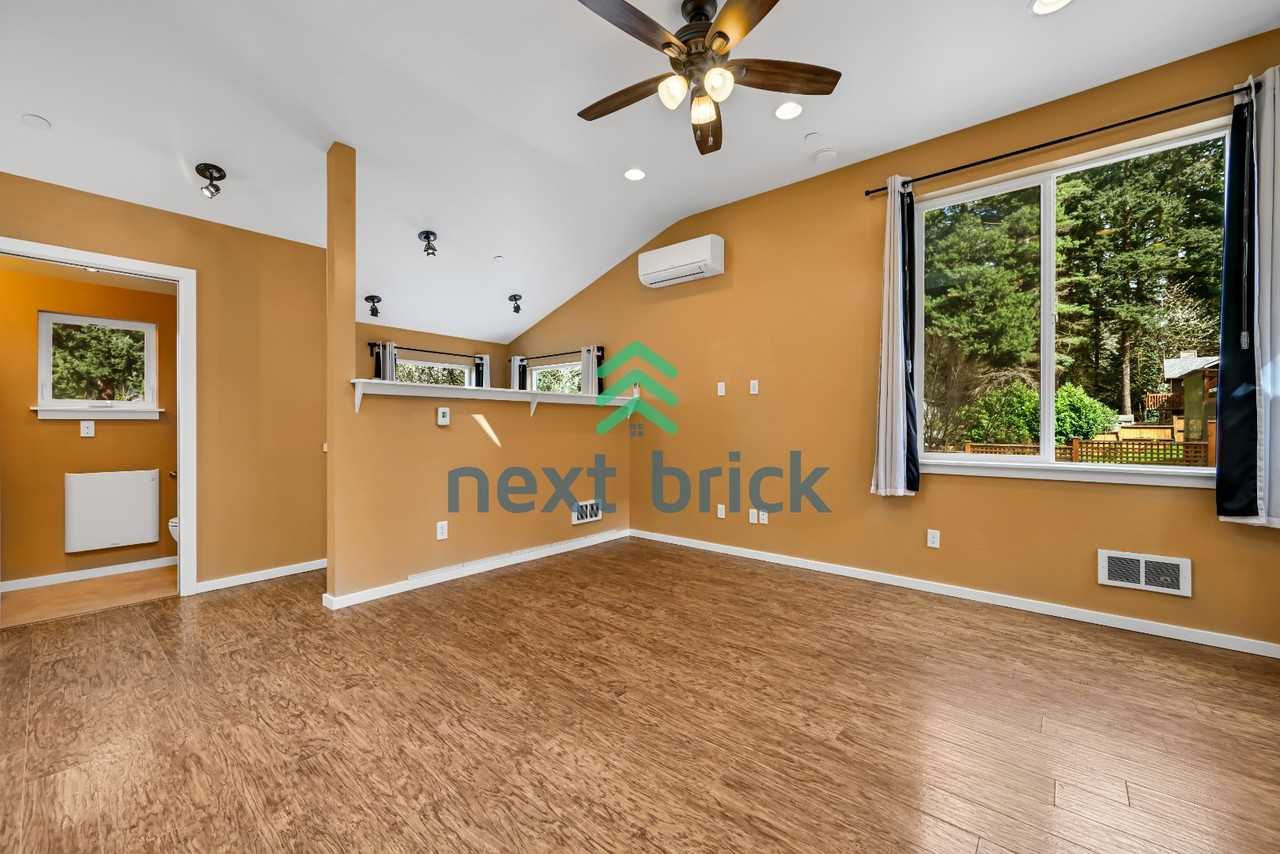317 Ne 178th St #B - Photo 6 of 20