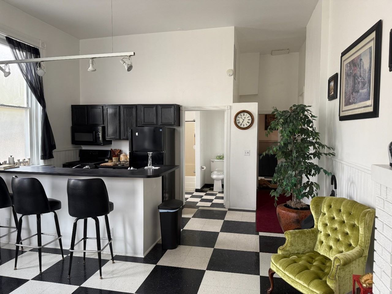 2469 W Mcmicken Ave #2
