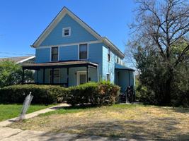 featured image of 3056 Moosewood Ave