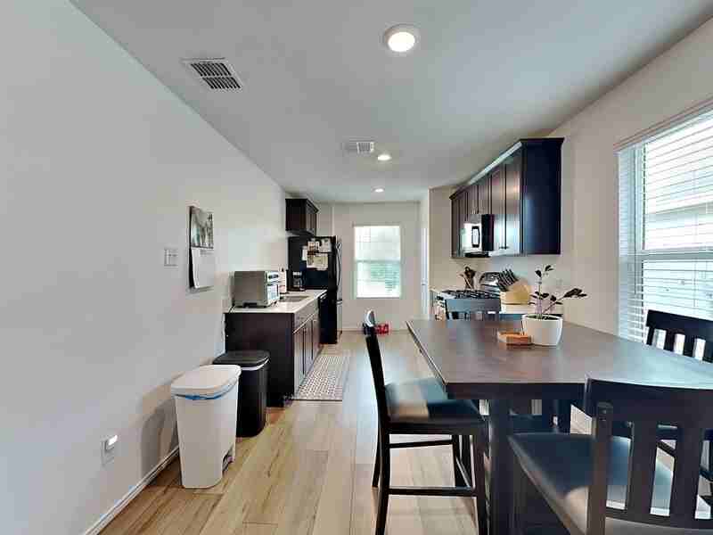 5603 Elwood Dr - Photo 6 of 15