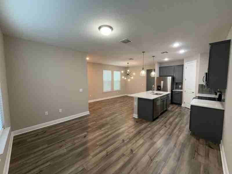 12133 Bracco St - Photo 7 of 29