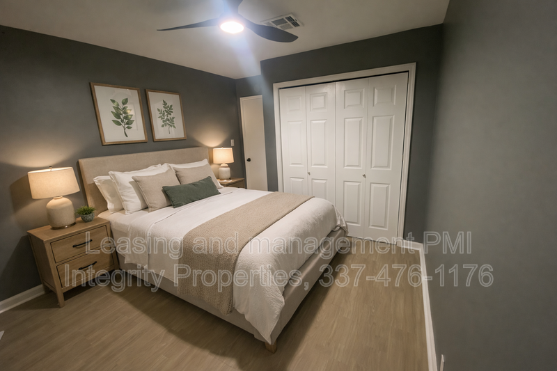 2339 Robley Dr - Photo 6 of 11