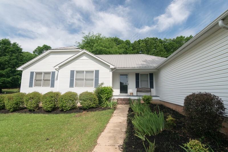 185 Weatherly Woods Dr - Photo 2 of 24