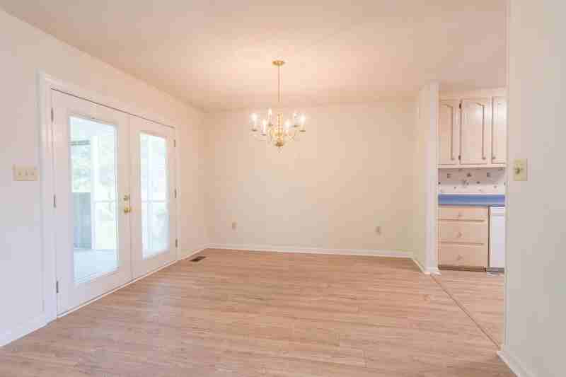 185 Weatherly Woods Dr - Photo 6 of 24