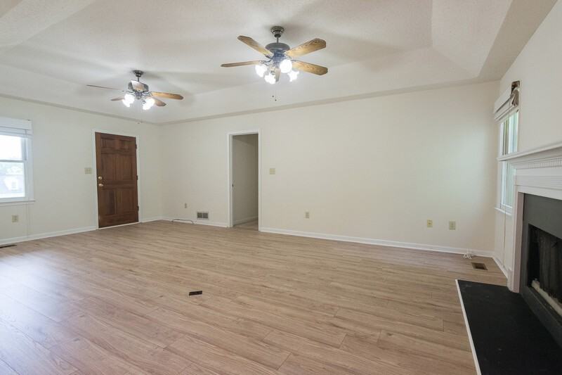 185 Weatherly Woods Dr - Photo 7 of 24