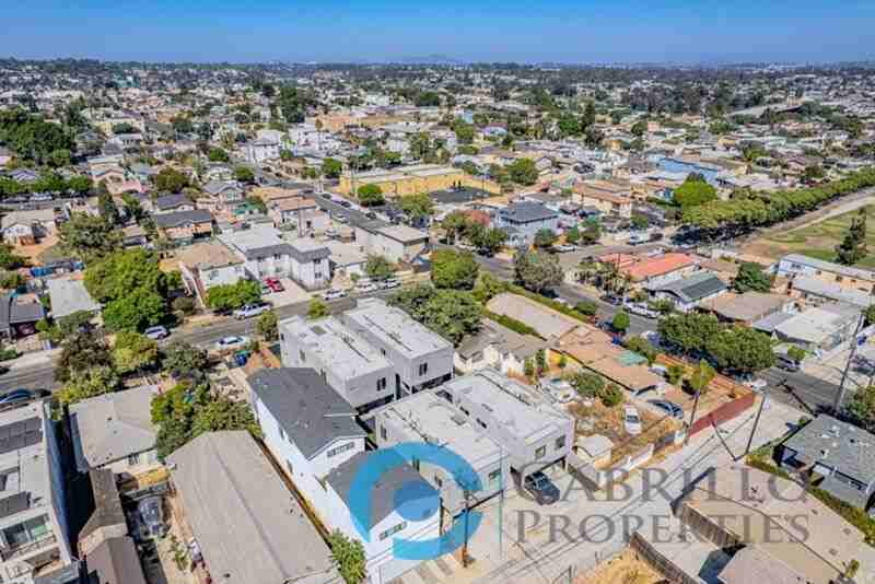 3079 Martin Ave #H - Photo 6 of 50