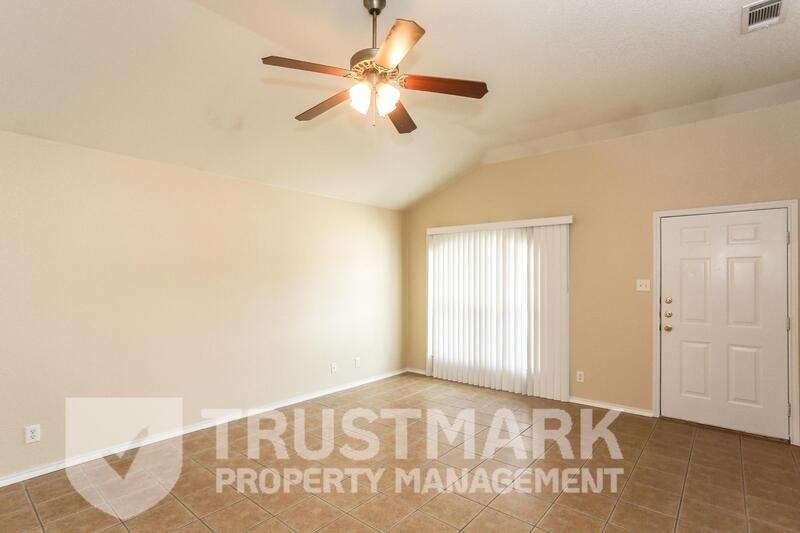 202A Dale Earnhardt Dr - Photo 4 of 24