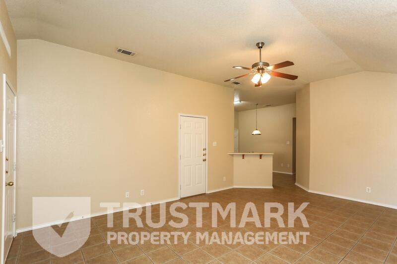 202A Dale Earnhardt Dr - Photo 5 of 24