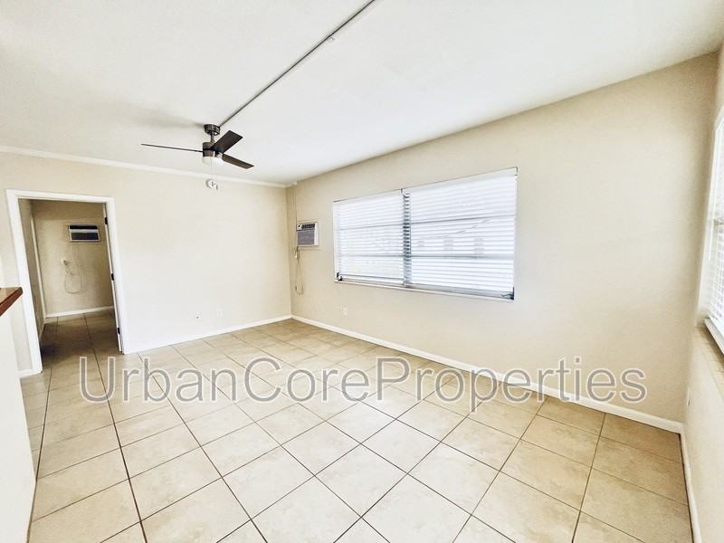 115 7th Ave N #10 - Photo 2 of 7