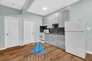 featured image of 803 E Chicago Ave #2F
