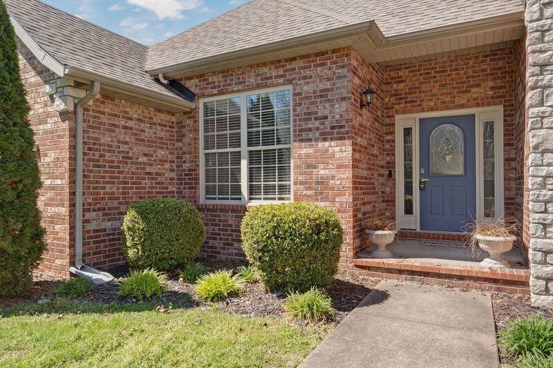 5545 S Michigan Ave - Photo 3 of 21