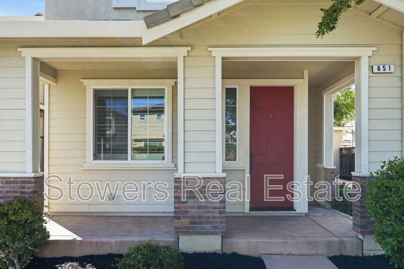 651 N Andalusia Way - Photo 3 of 47