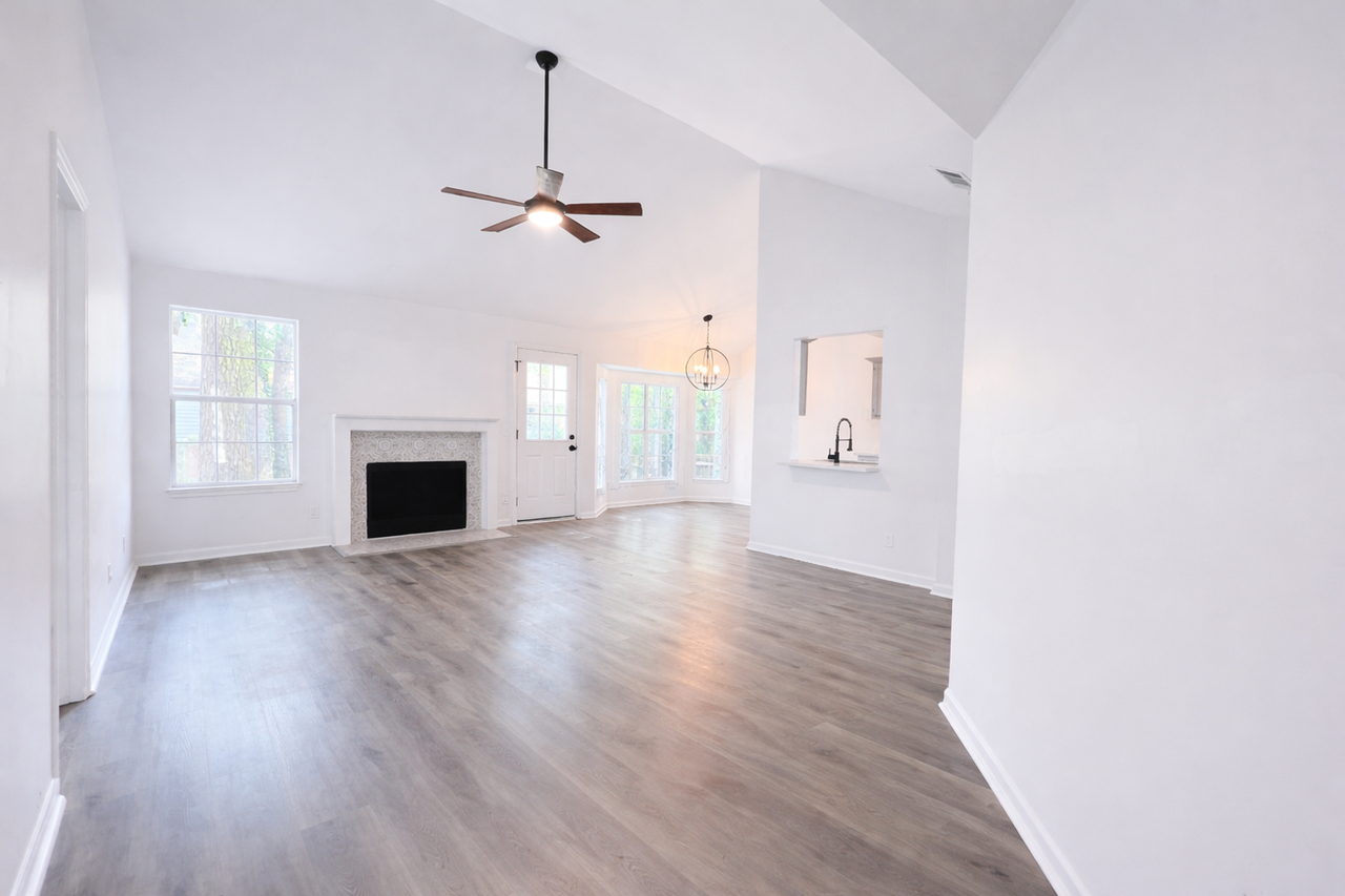 144 Sugar Mill Cir - Photo 3 of 17