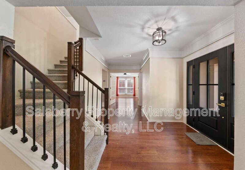 3452 Whitney Way - Photo 5 of 34