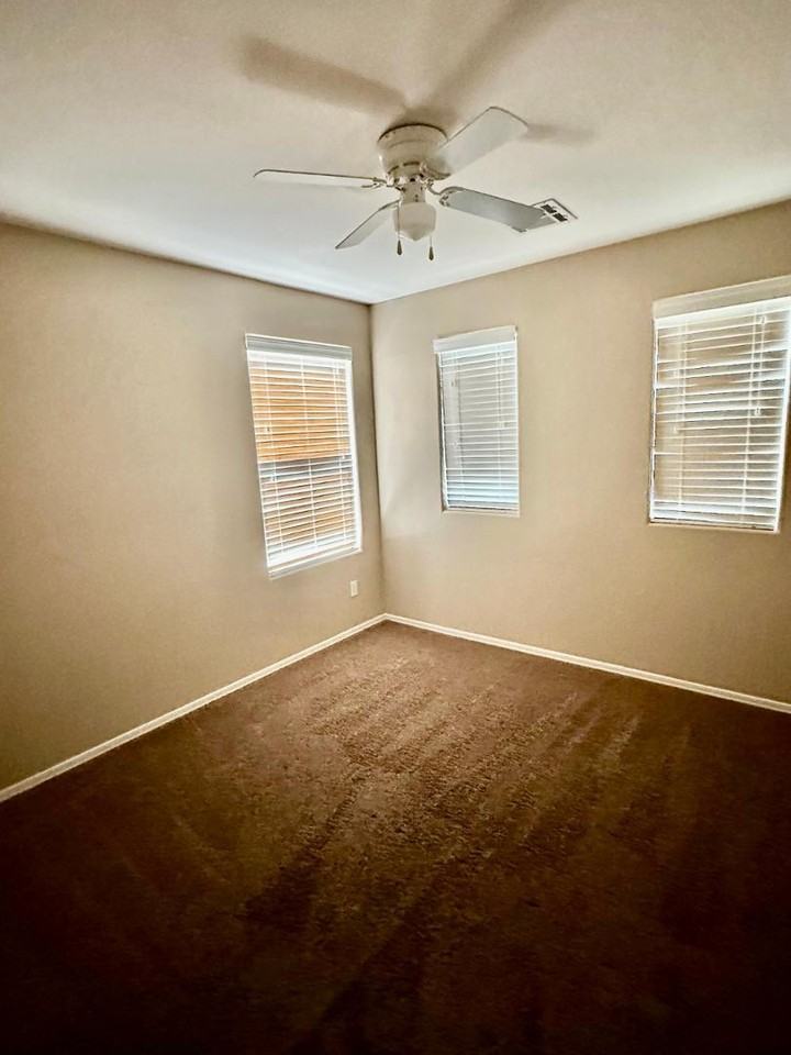 1796 W Half Moon Cir - Photo 7 of 9