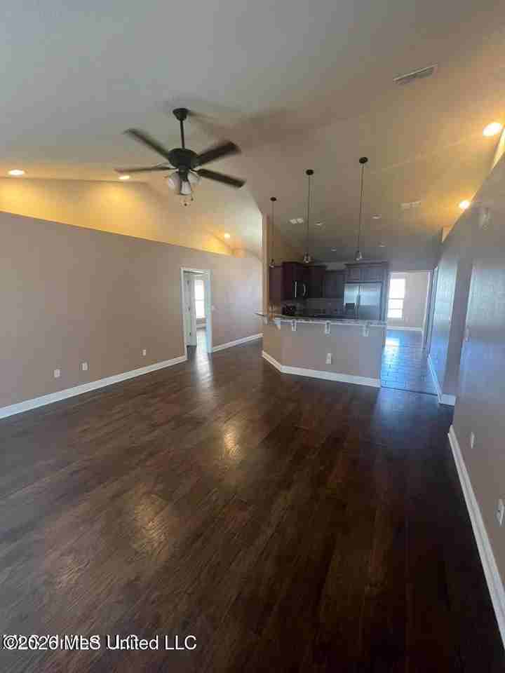 14912 Camp Ln - Photo 5 of 14