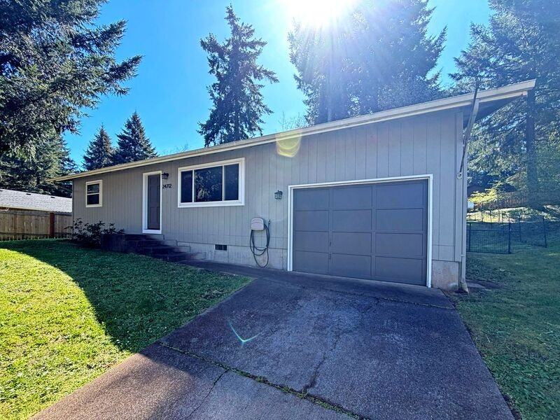 24712 Parkside Dr - Photo 2 of 19