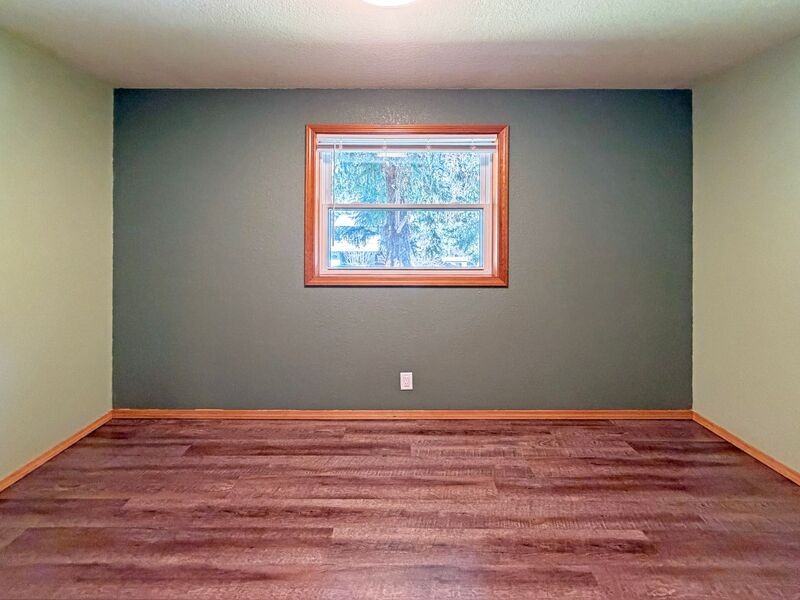 24712 Parkside Dr - Photo 7 of 19