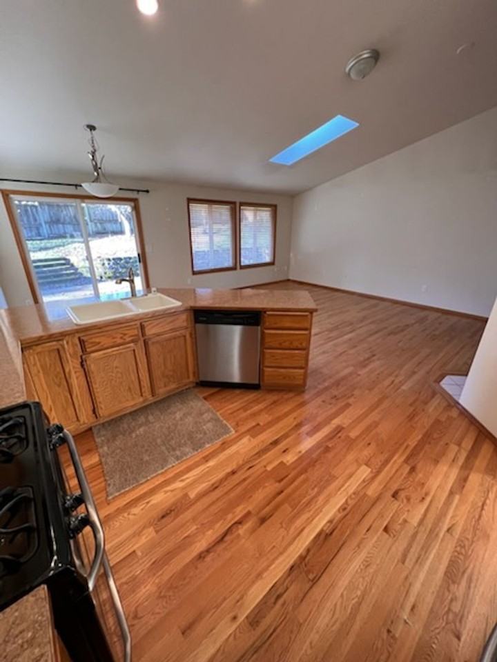 10110 101st Avenue Ct Sw - Photo 6 of 19