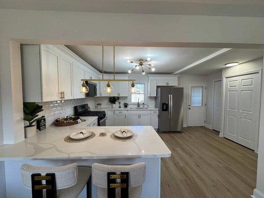 6637 Mccook Ave - Photo 6 of 18