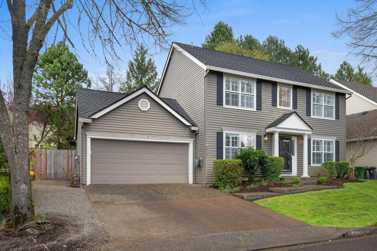 4735 Hastings Pl - Photo 4 of 50