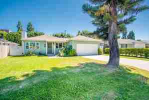 featured image of 20092 Bayview Ave