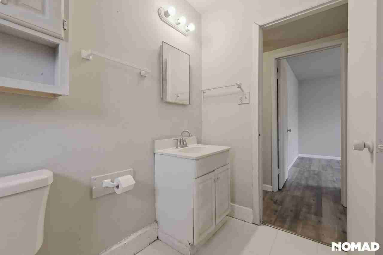 529 Emerson Ave - Photo 5 of 50