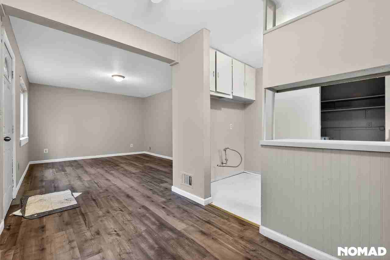 529 Emerson Ave - Photo 6 of 50