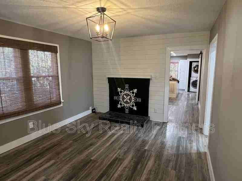 3604 Decatur Dr - Photo 2 of 18