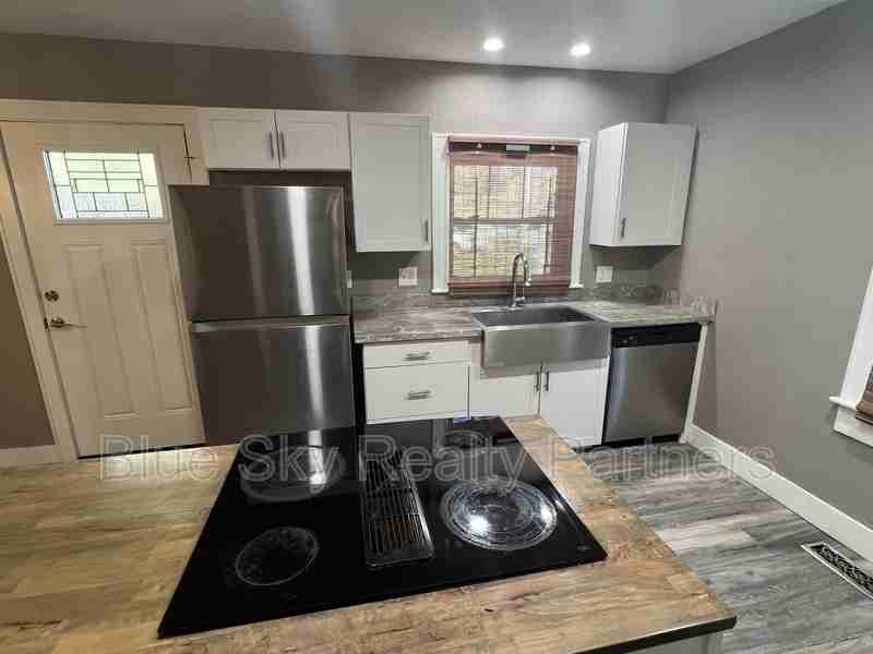 3604 Decatur Dr - Photo 6 of 18