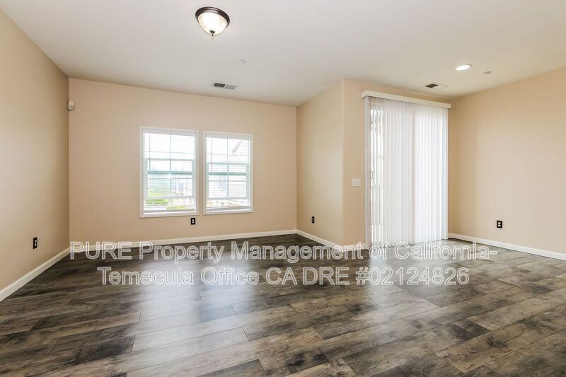 31881 Delfina Way - Photo 3 of 16