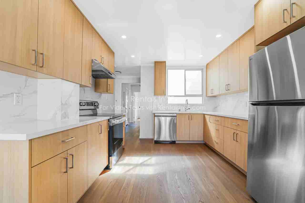 676 33rd Ave - Photo 3 of 16