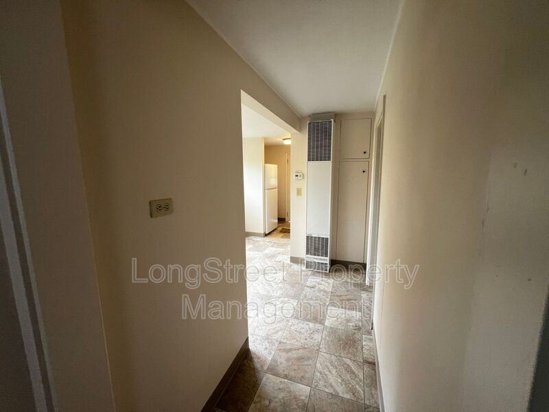 9320 Sw 3rd Ave - Photo 5 of 16