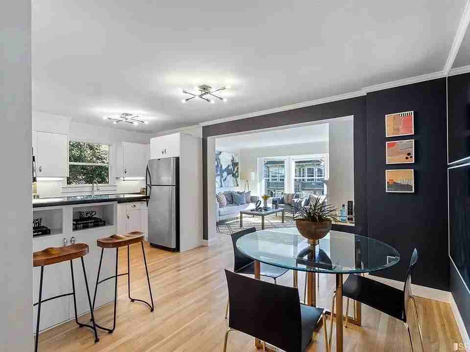 1380 Greenwich St #301 - Photo 7 of 20