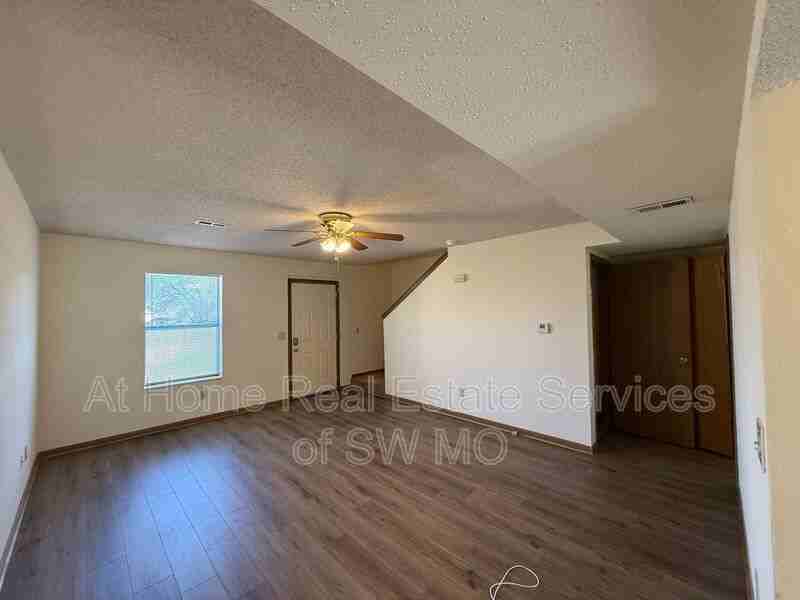 3375 S Moreland Ct Apt B - Photo 4 of 9