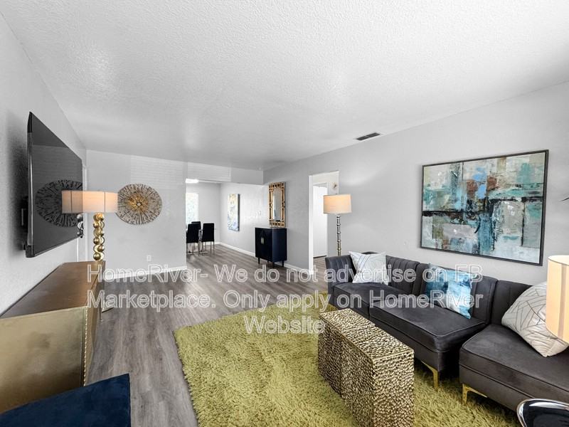 2831 Elvyra Way - Photo 3 of 19