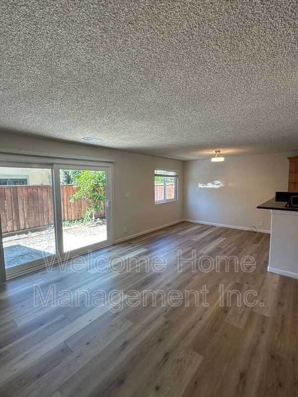 43175 Washington Cmn - Photo 6 of 17