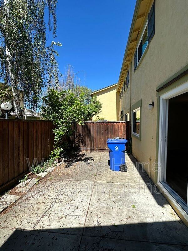 43175 Washington Cmn - Photo 7 of 17