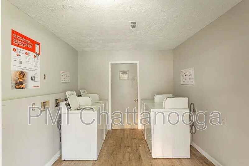 500 Cumberland Ave Apt C4 - Photo 7 of 12